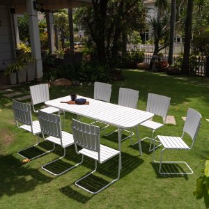 Holmsund matgrupp  bord 180x80 cm med 8 st stolar - vit + Rengöringsspray för utemöbler